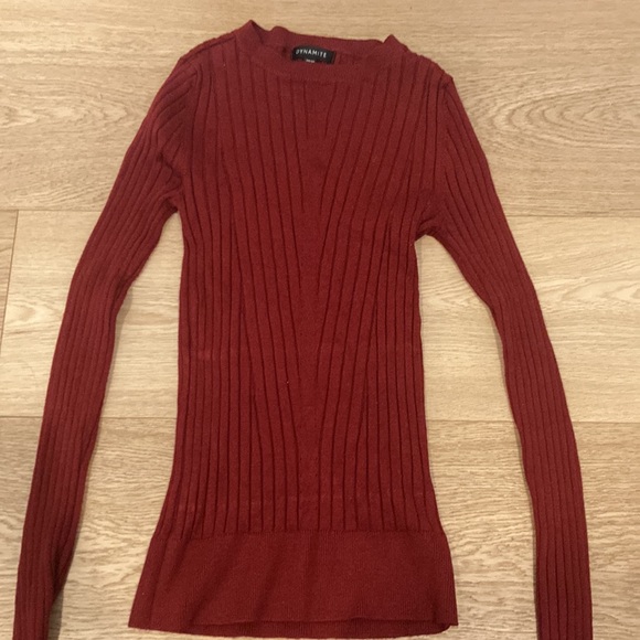 Dynamite Red Ribbed Sweater - Picture 2 of 4